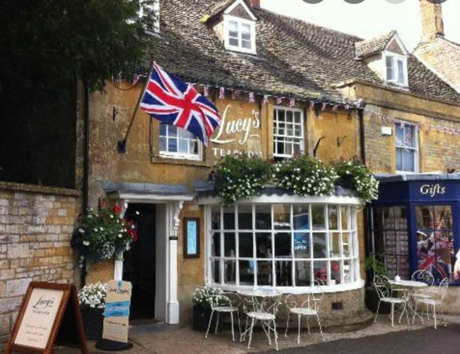 Large Stylish Luxury Cotswold - Ideal For Families, W/ Ev Charging *