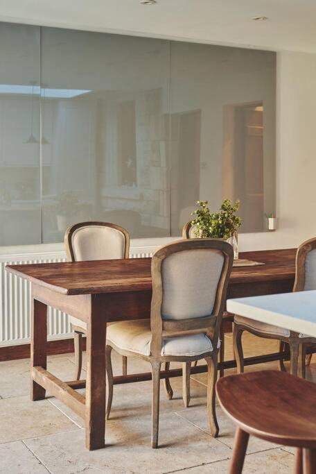 Holiday home Large Stylish Luxury Cotswold - Ideal For Families, W/ Ev Charging *